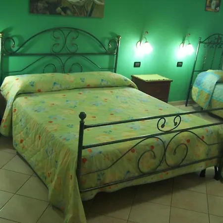 Mariposa Bed & Breakfast
