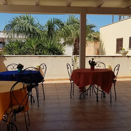 Mariposa Bed & Breakfast