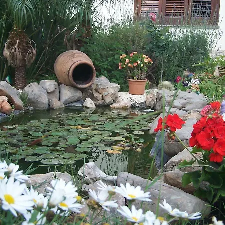 Mariposa 3*